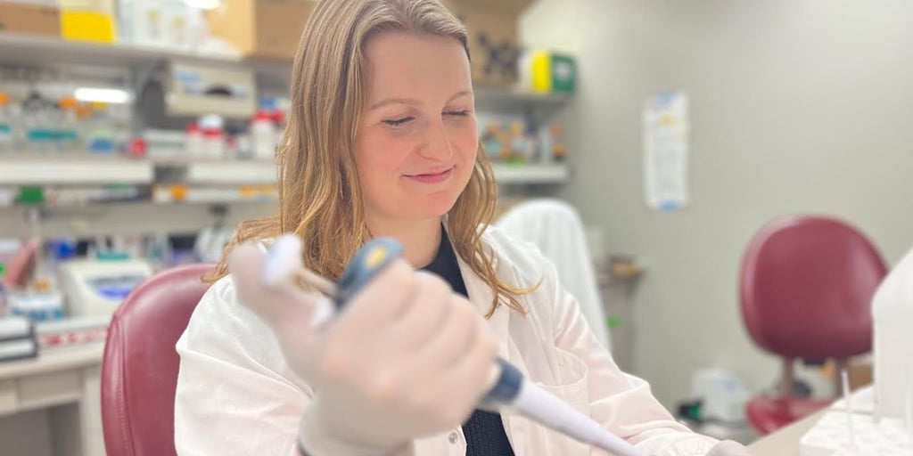 Mayo Clinic Ph.D. candidate Katy Lydon works on research in a lab