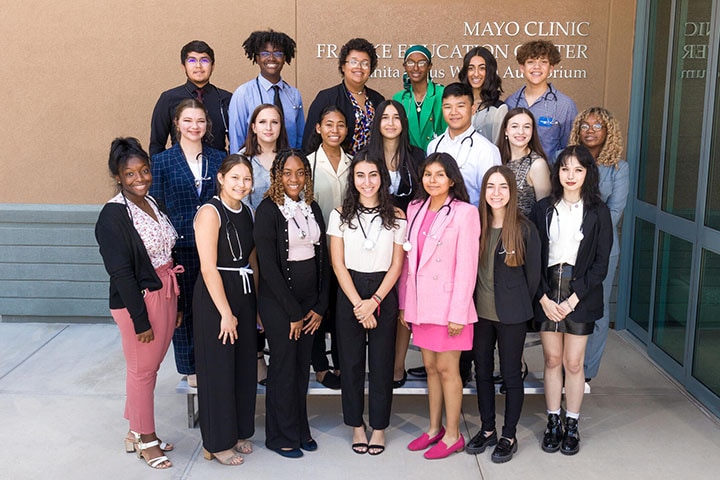 Mayo Clinic in Arizona reaches out to underrepresented in medicine students