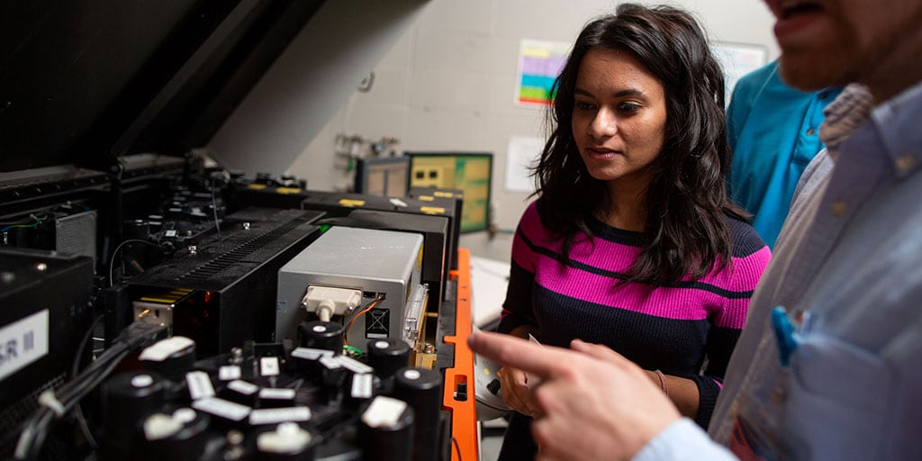 A Mayo Clinic Graduate School of Biomedical Sciences student in the classroom. 