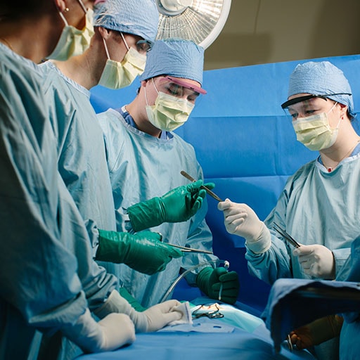 do you have to be a surgical tech before a surgical assistant