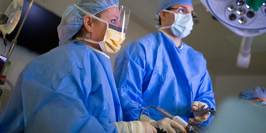 A Mayo Clinic surgical first assistant in the OR