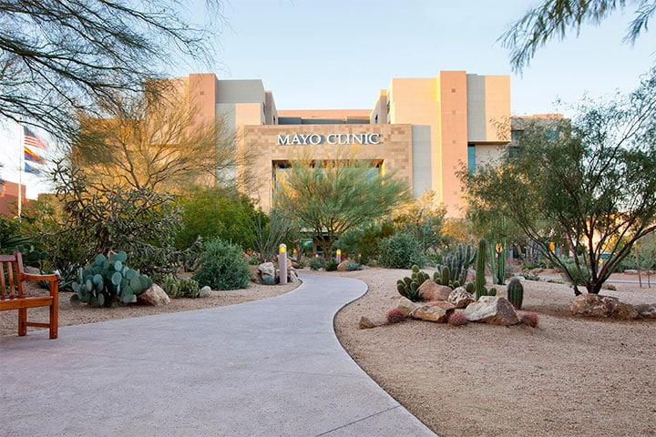 The exterior of Mayo Clinic Hospital building in Phoenix, Arizona.