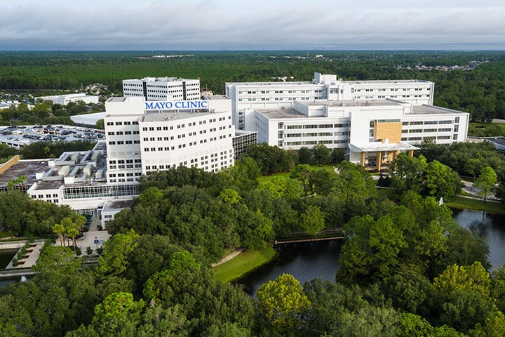 Aerial photo of Mayo Clinic's campus in Jacksonville, Florida