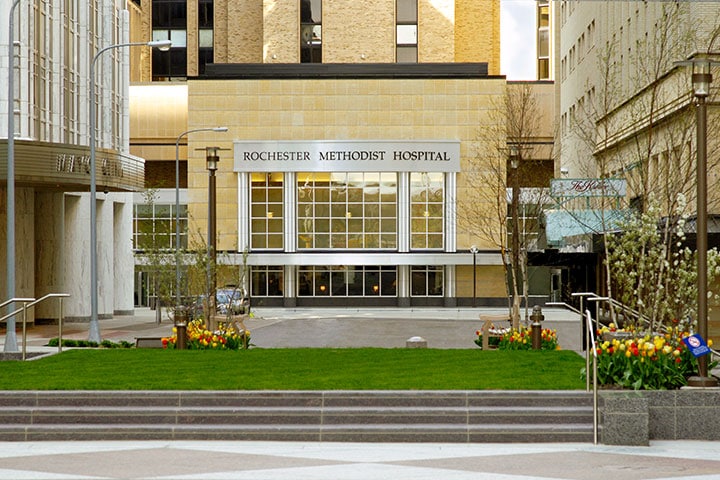 Mayo Clinic Hospital, Methodist Campus building