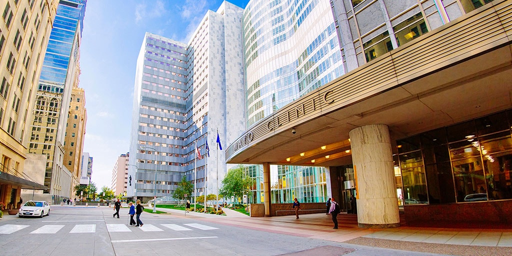 Mayo Clinic entrance in Rochester, Minnesota