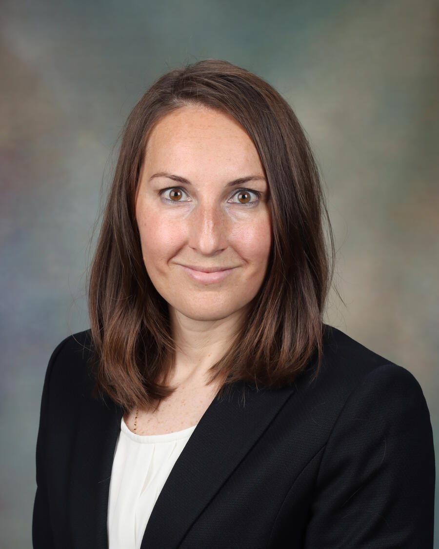 Carrie Jadlowiec, M.D.