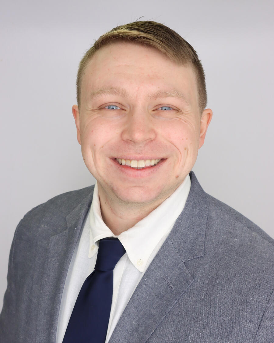 Headshot ofVincent Alexander, D.O., M.Ed.