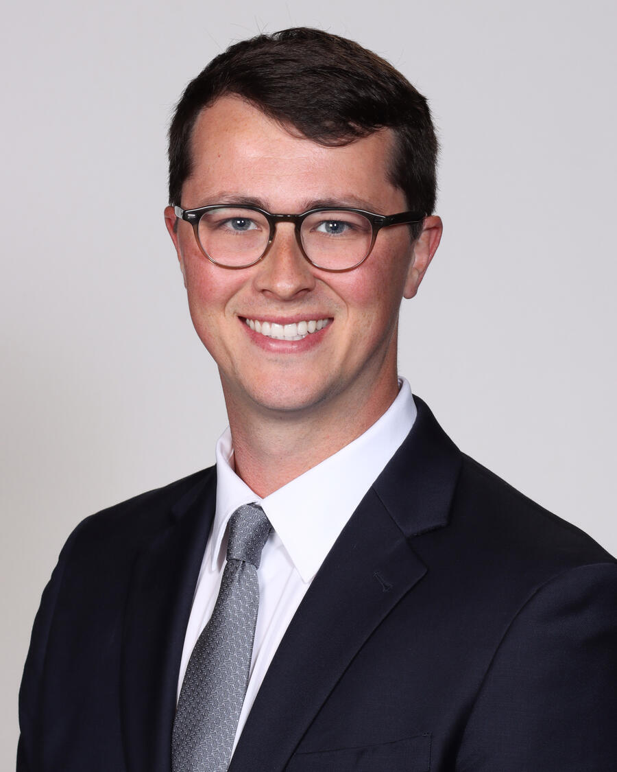 Headshot of Jonathan Peters, D.O.