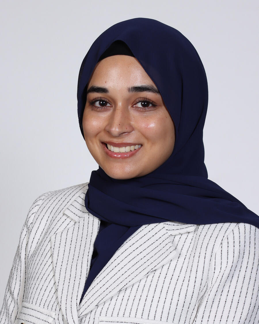 Headshot of Munazza Khan, M.D.
